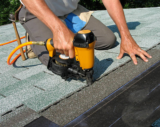 Quick and Trustworthy Emergency Roof Repair Services in Richgrove, CA